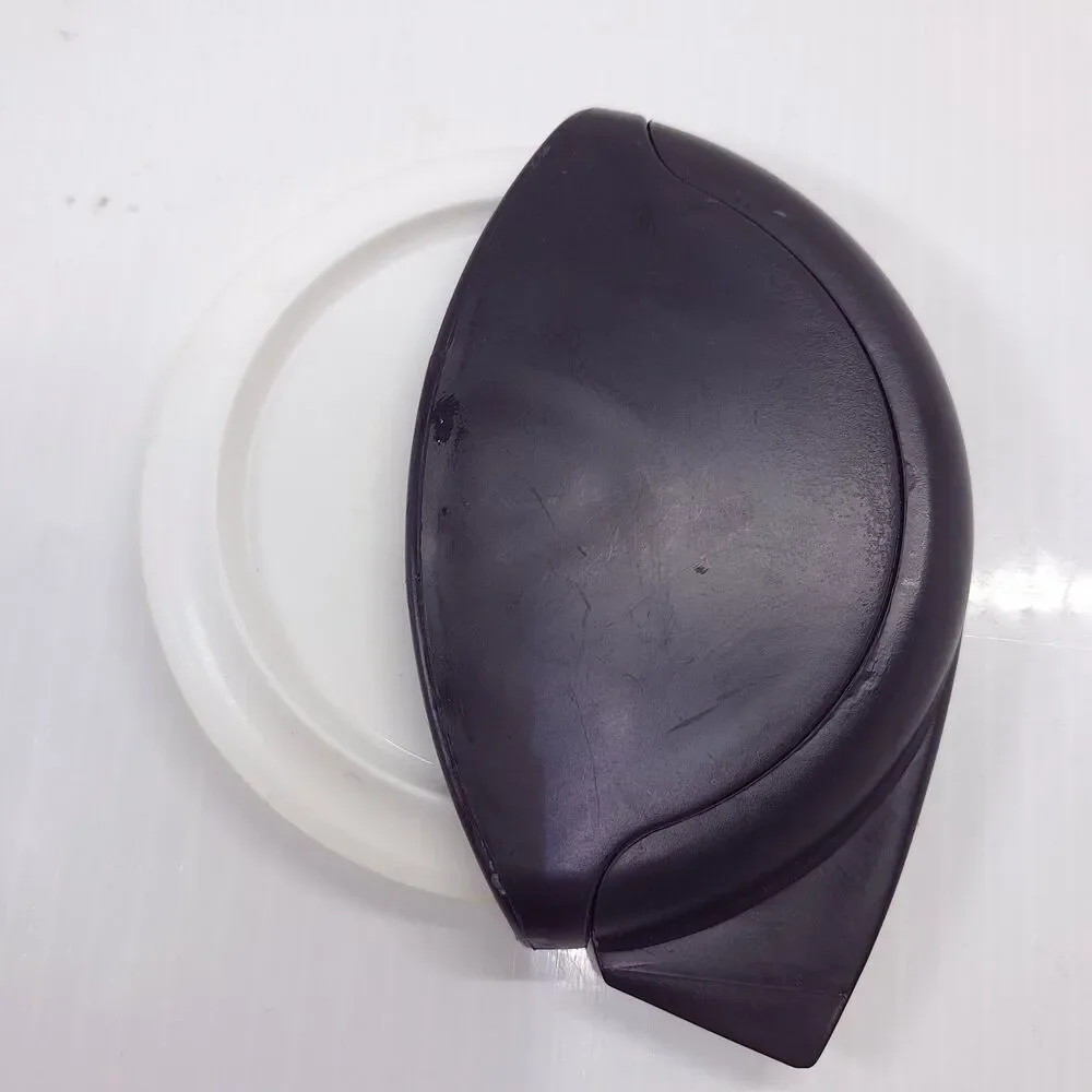 California Pizza kitchen wheel cutter slicer plastic promo promotional black